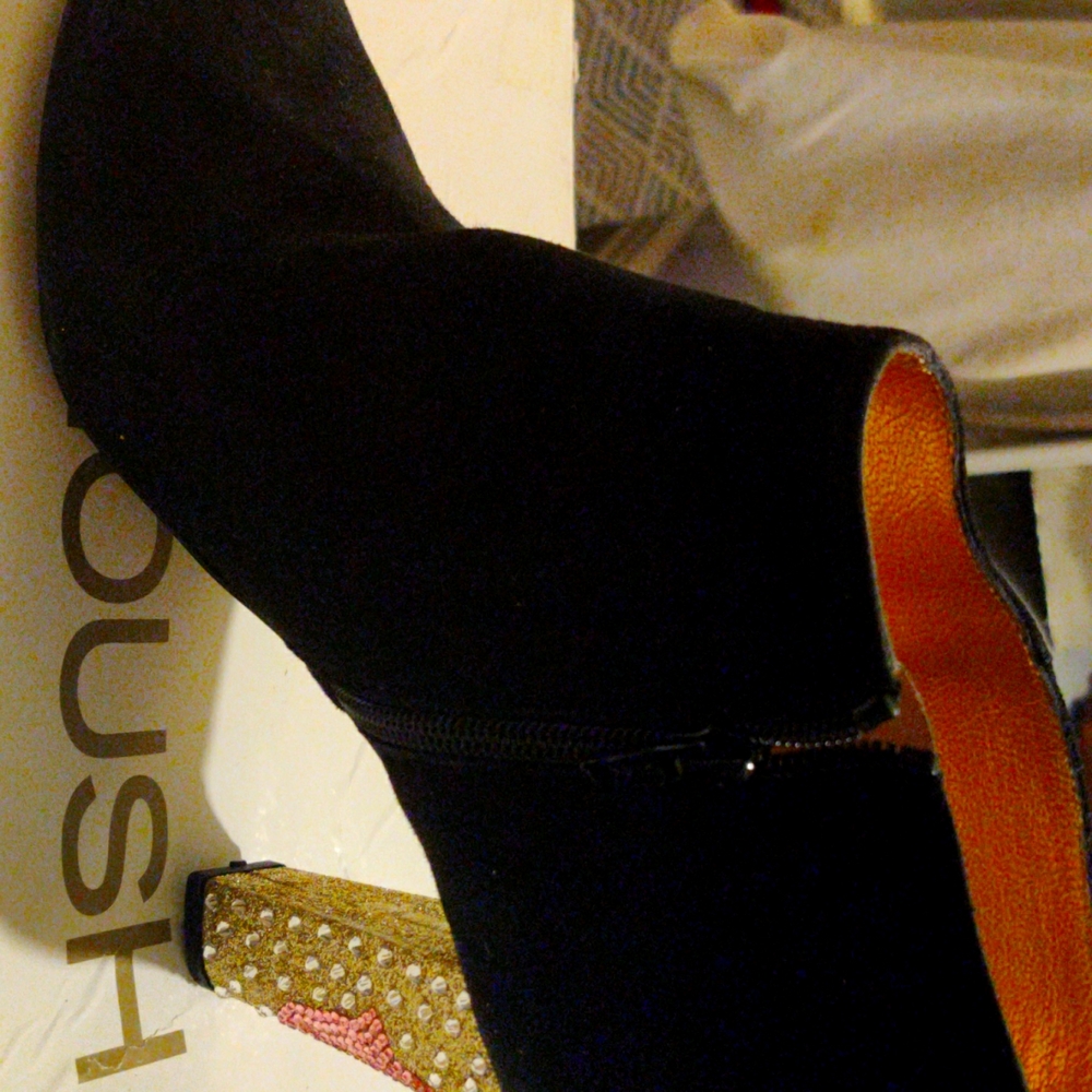 Ankle boots